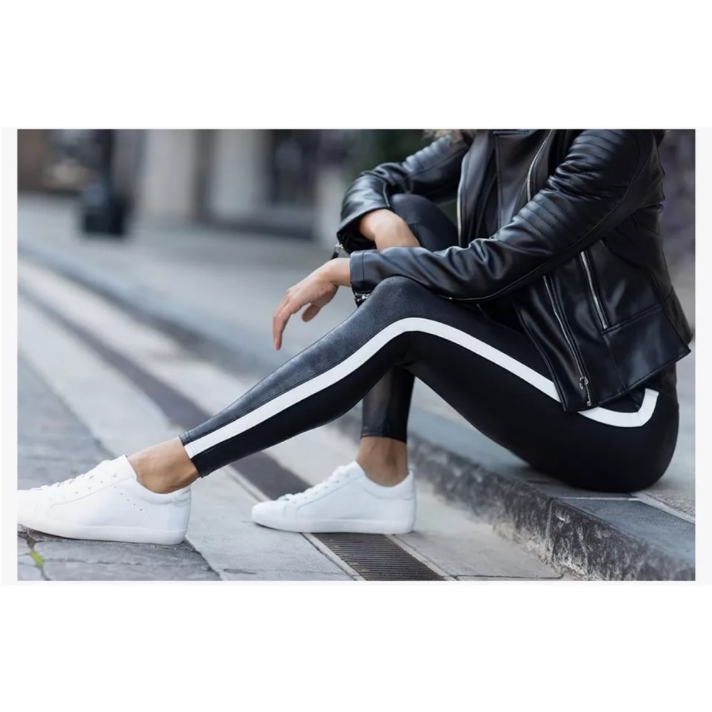 SPANX Faux Leather Leggings with White Stripe Sz large